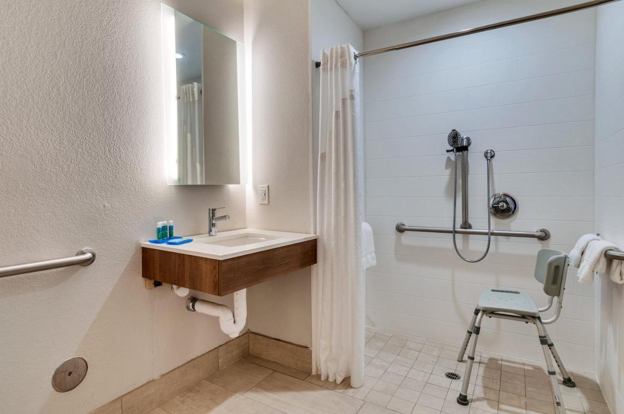 Holiday Inn Express Hotel & Suites Lake Elsinore By Ihg Ngoại thất bức ảnh