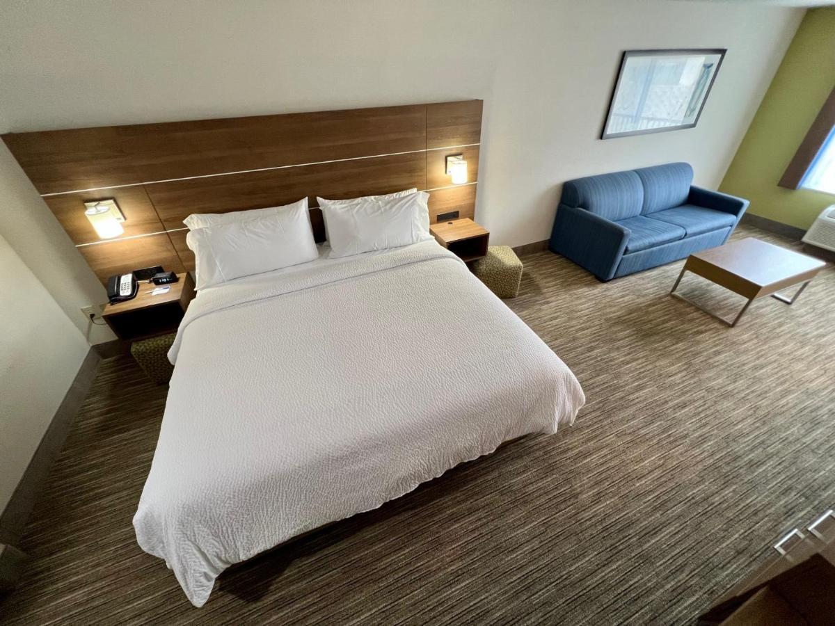 Holiday Inn Express Hotel & Suites Lake Elsinore By Ihg Ngoại thất bức ảnh