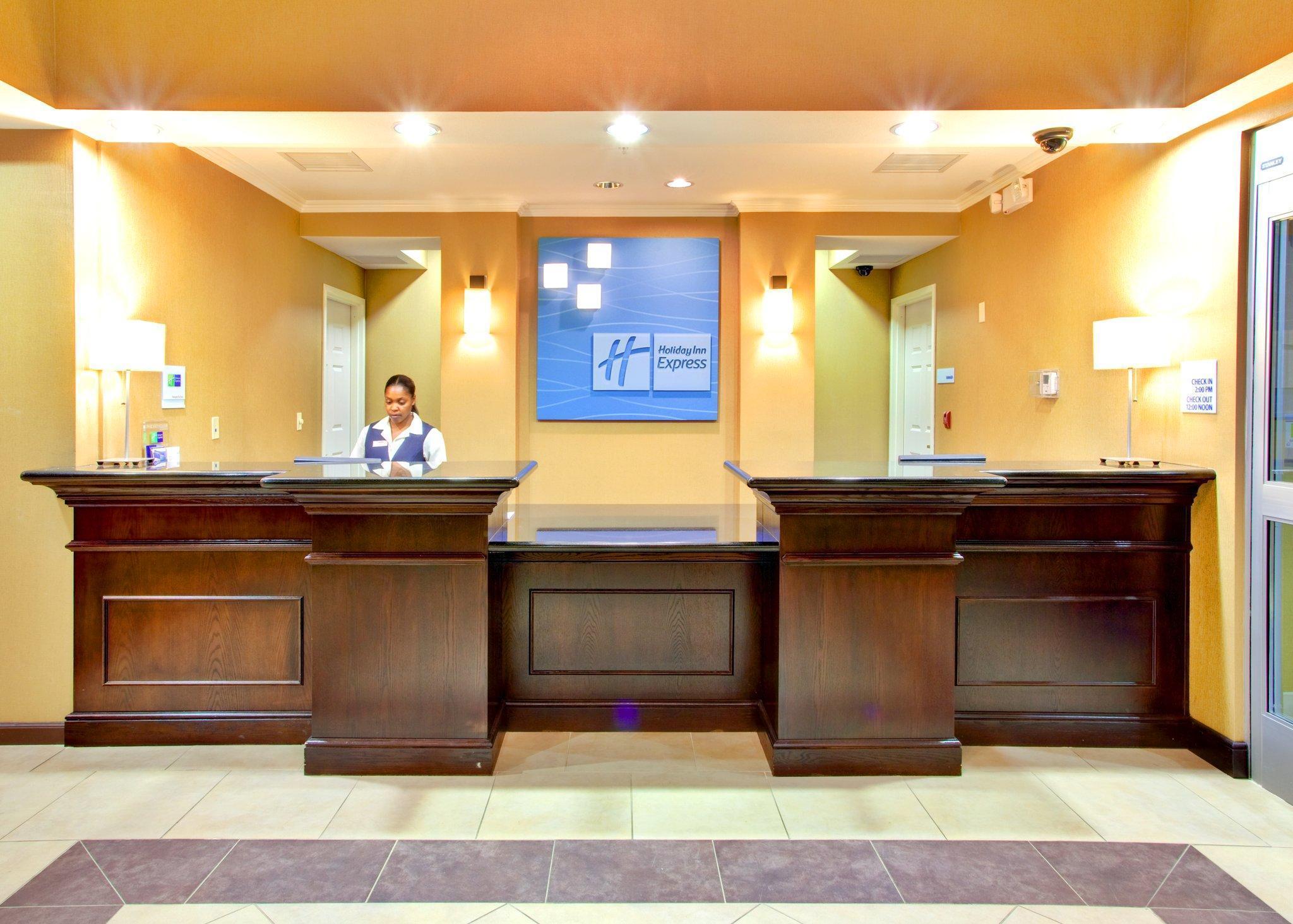 Holiday Inn Express Hotel & Suites Lake Elsinore By Ihg Nội địa bức ảnh