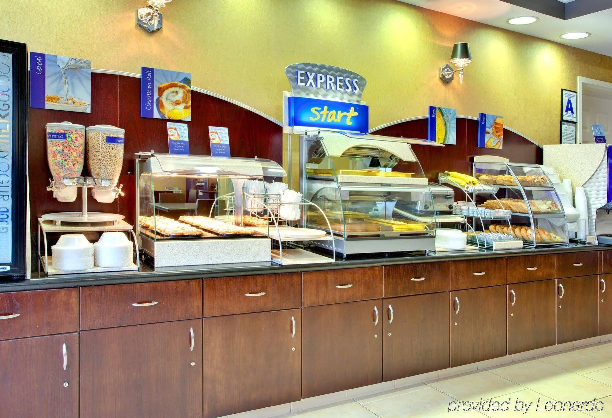 Holiday Inn Express Hotel & Suites Lake Elsinore By Ihg Ngoại thất bức ảnh
