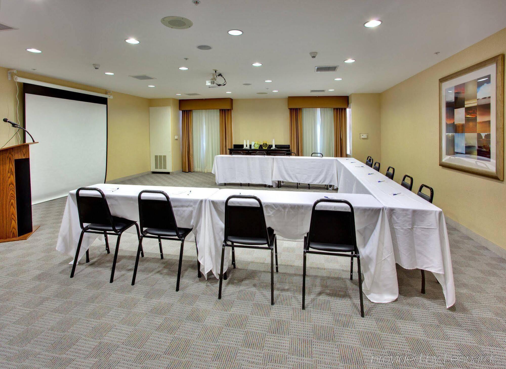 Holiday Inn Express Hotel & Suites Lake Elsinore By Ihg Ngoại thất bức ảnh